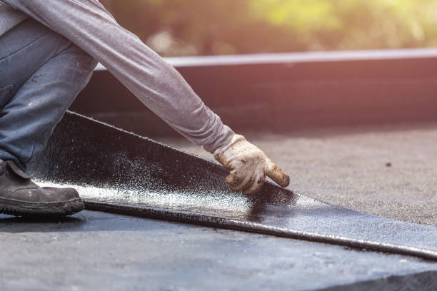 Professional Vapor Barrier Installation technician working in Mart, TX